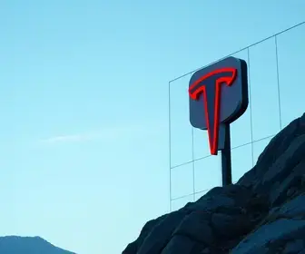 Netflix, Tesla, WEG e IPCA-15